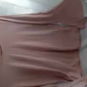 nice Blouse no Brand Sz S.  See measures in Pics